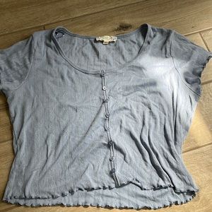 Blue lettuce leaf shirt